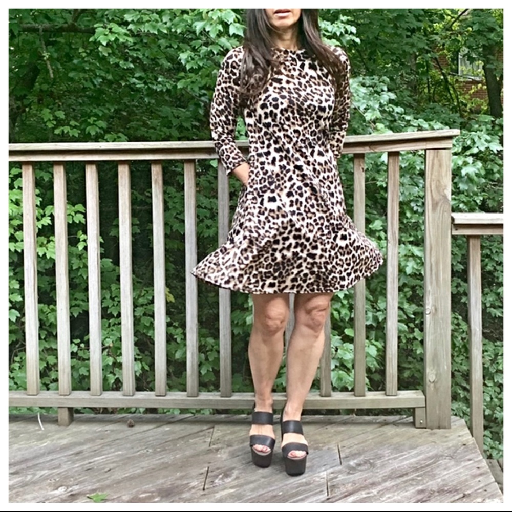 ✨LAST ✨Leopard print swing dress with side pockets - Picture 4 of 8